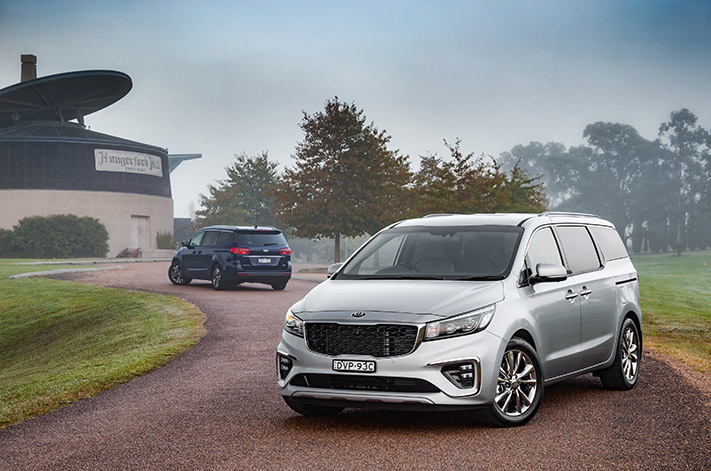 Kia Carnival Platinum and SLi