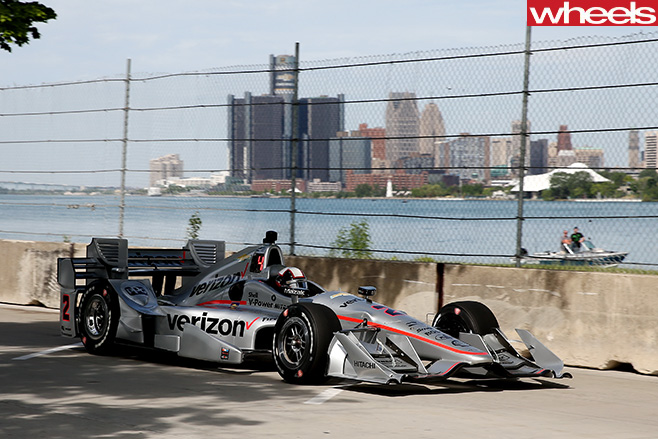 Power -Indycar -race -car -side