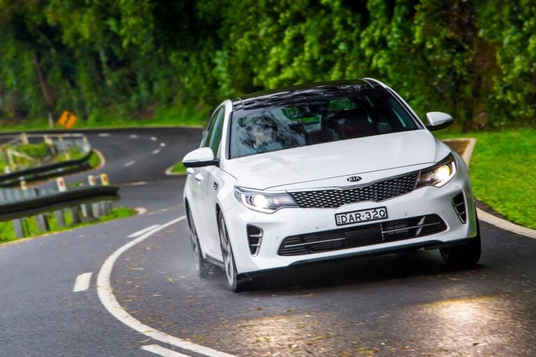 2018 Kia Optima review video
