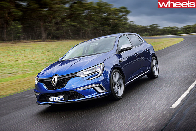 Renault -Megane -GT-front -side -driving -corner