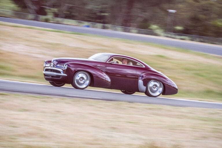 Holden Efijy