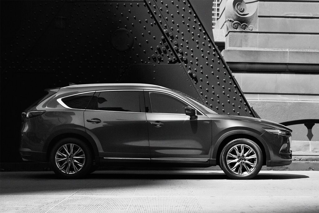 2018 Mazda CX-8 exterior revealed