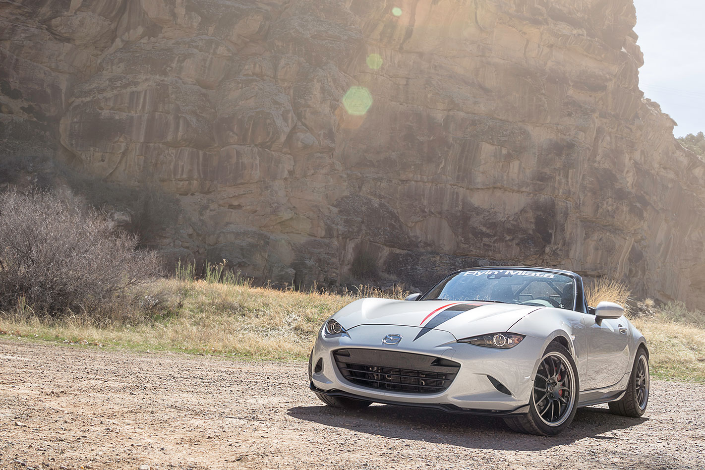 V8-Mazda-MX-5-front.jpg