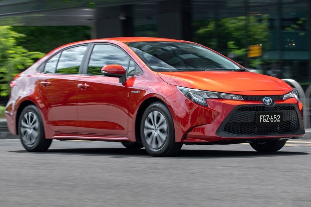Toyota Corolla Hybrid sedan 2019
