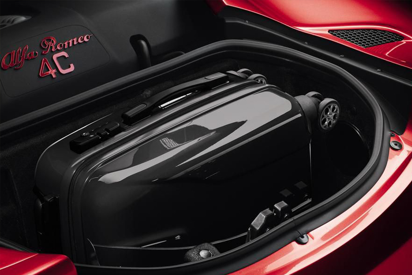 alfa romeo 4c boot