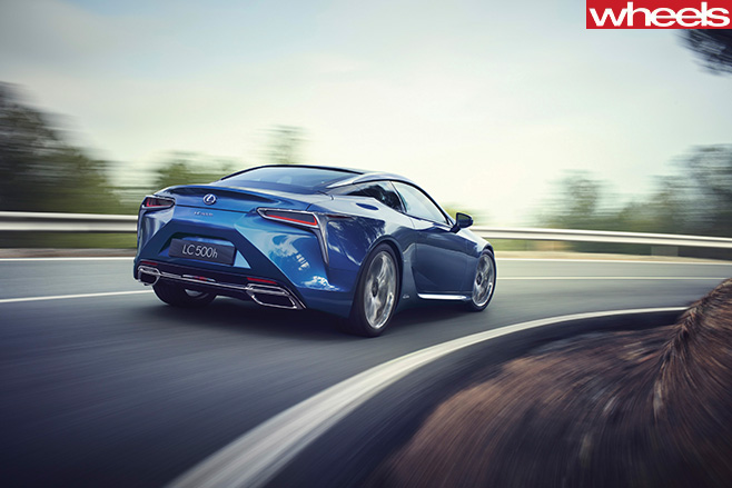 2016-Lexus -LC500h -Dynamic -rear