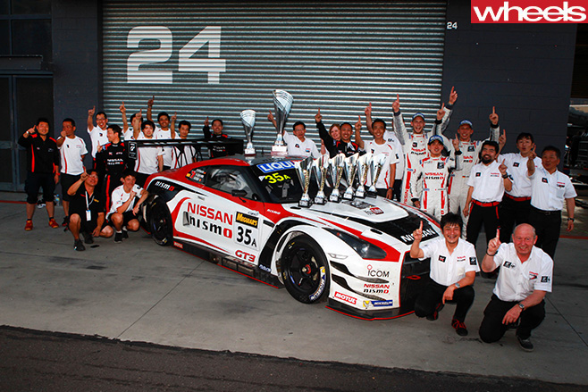 Nismo -GT-R-race -team