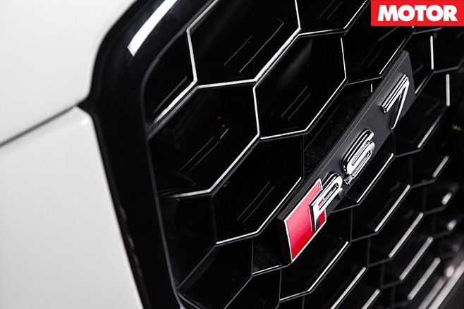 Tesla -P90D-vs -Audi -RS7-Performance -5