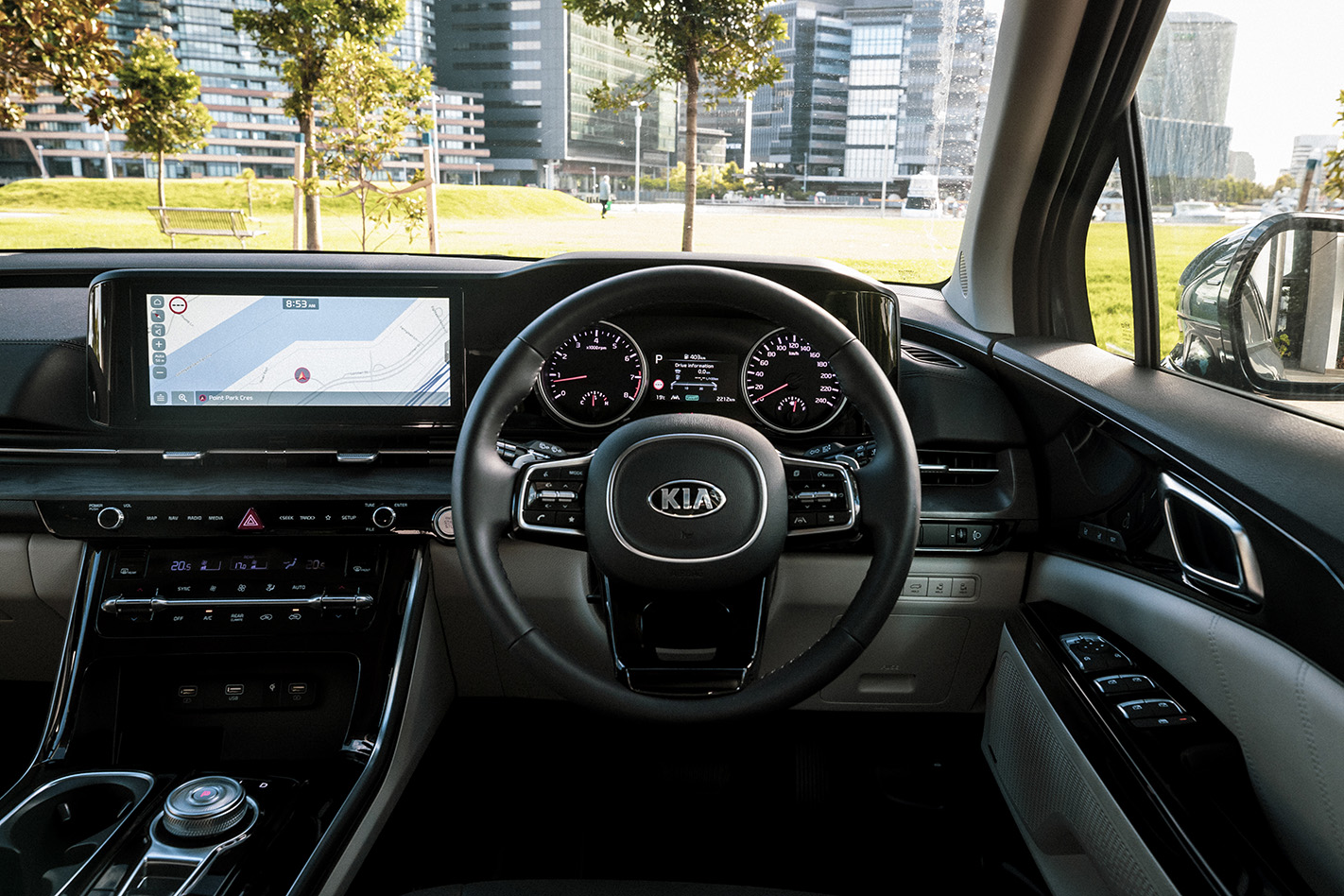 Kia Carnival dashboard