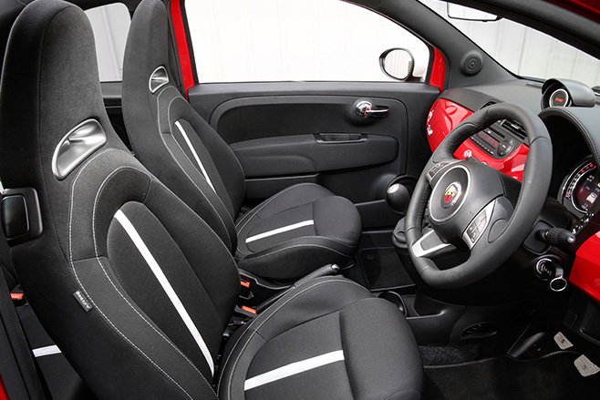 Fiat 595 interior
