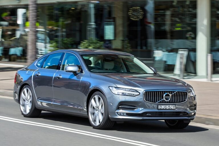 Volvo S90