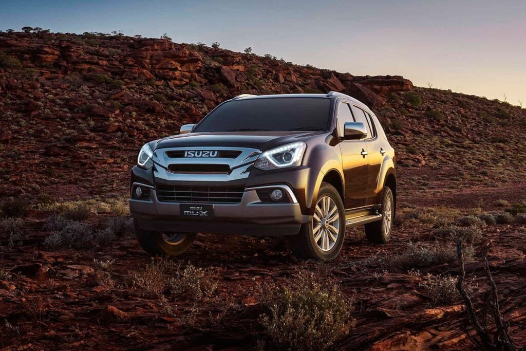 2017 Isuzu MU-X pricing and features