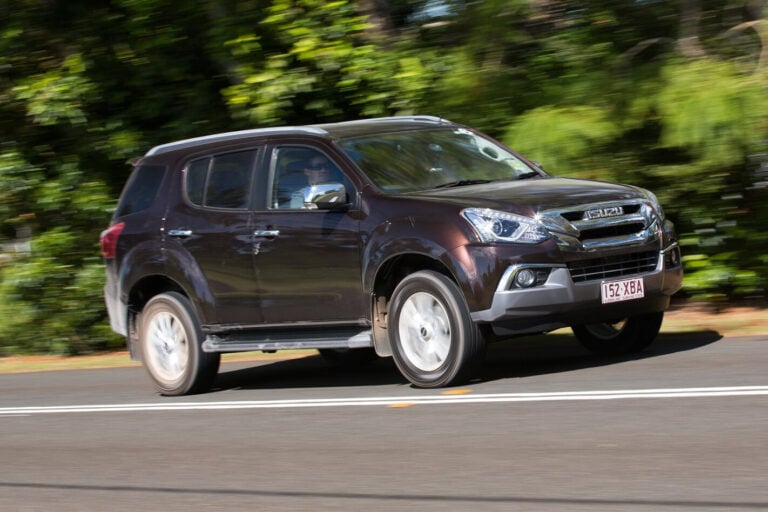 2017 Isuzu MU-X review