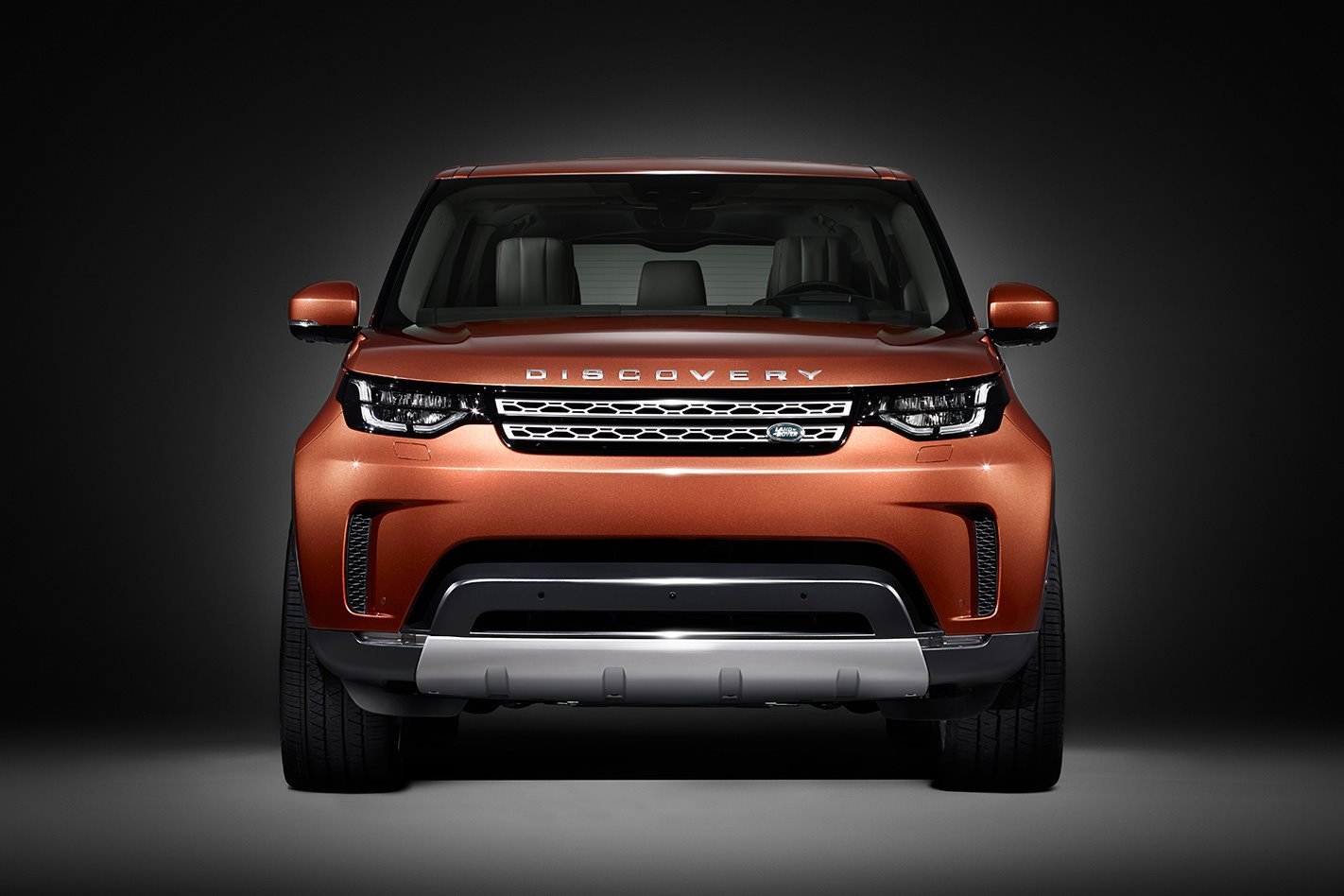 New Land Rover Discovery 5