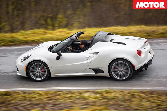 Alfa Romeo 4C Spider 1