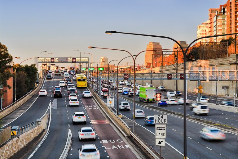 Driving dos and don’ts: Lane etiquette 101