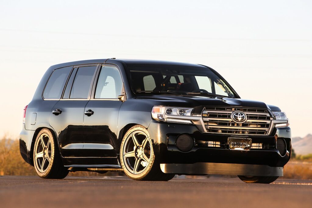SEMA 2016: Toyota unveils 354km/h LandCruiser
