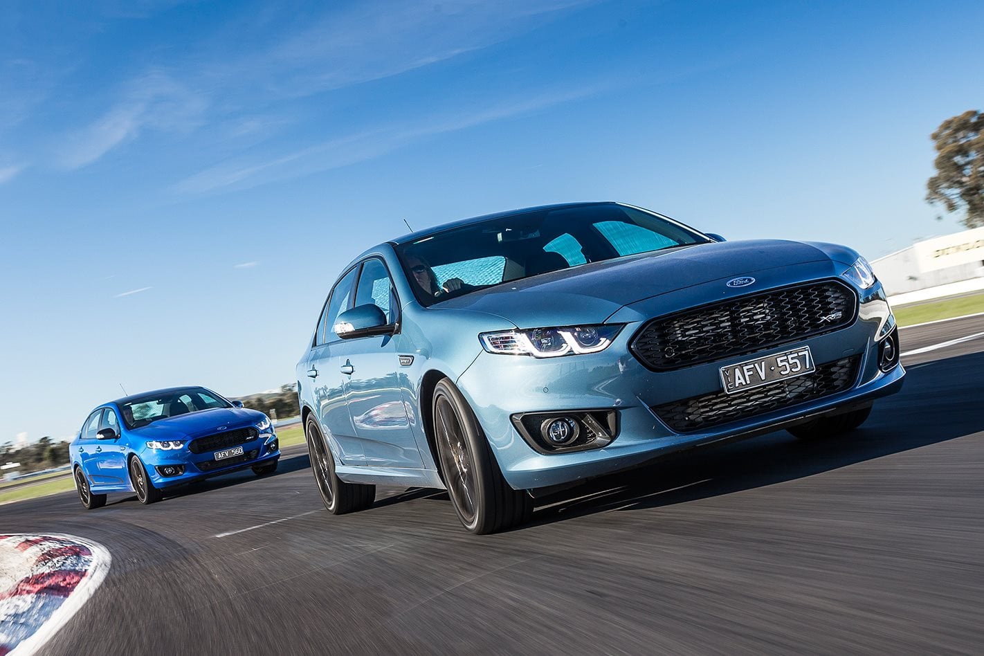 Falcon XR Sprints track comparison