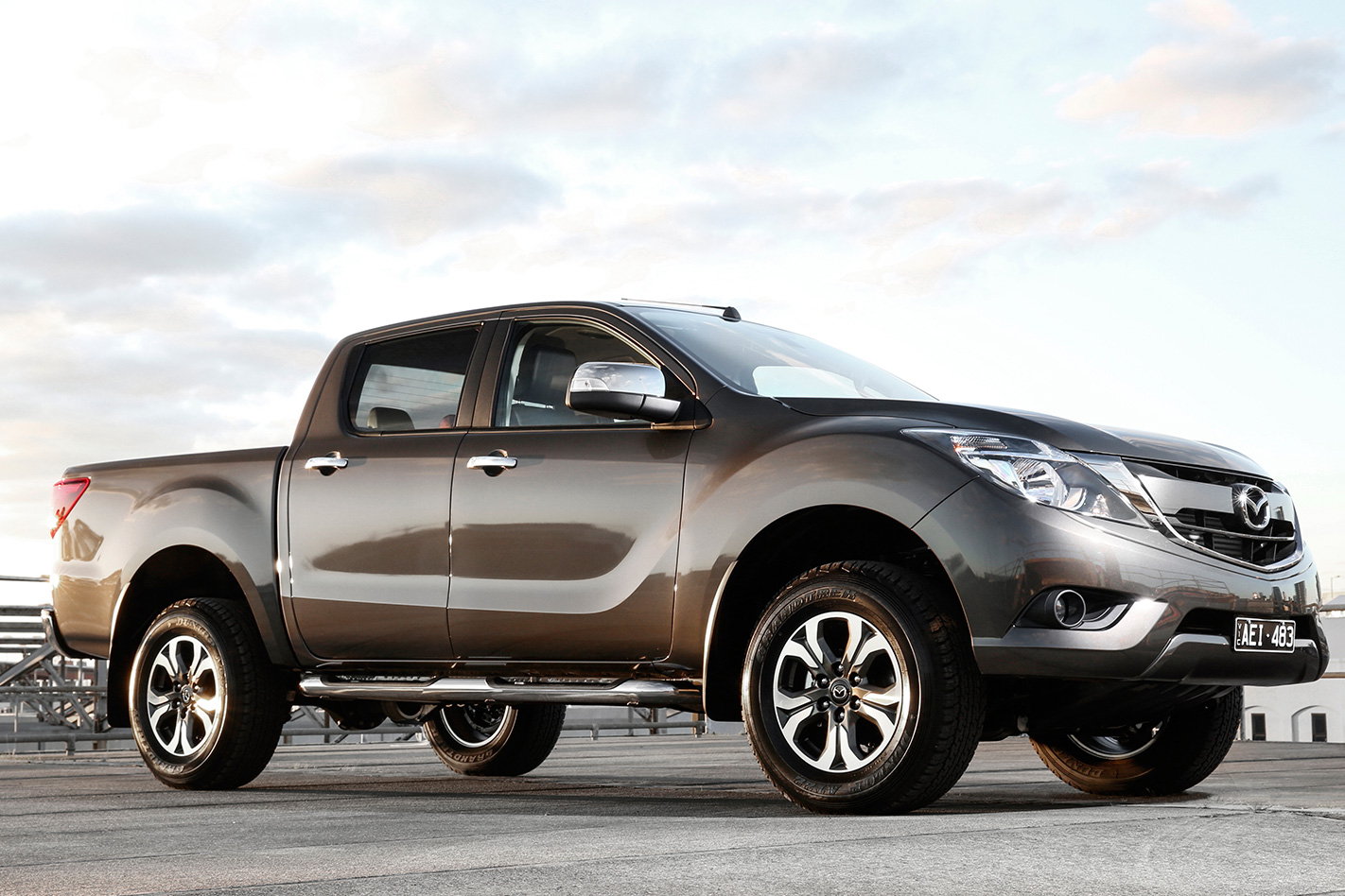 Mazda BT-50 side