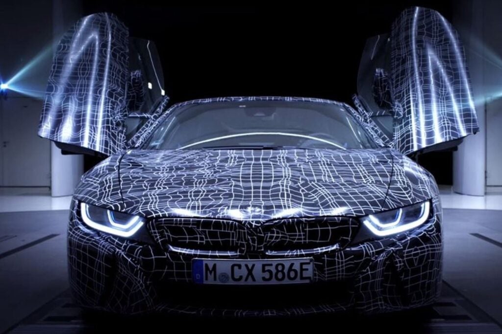2018 BMW i8 Roadster teased in new video