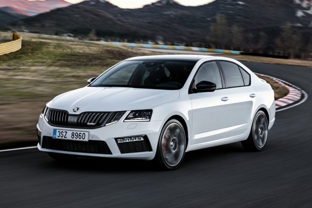 2017 Skoa Octavia RS front
