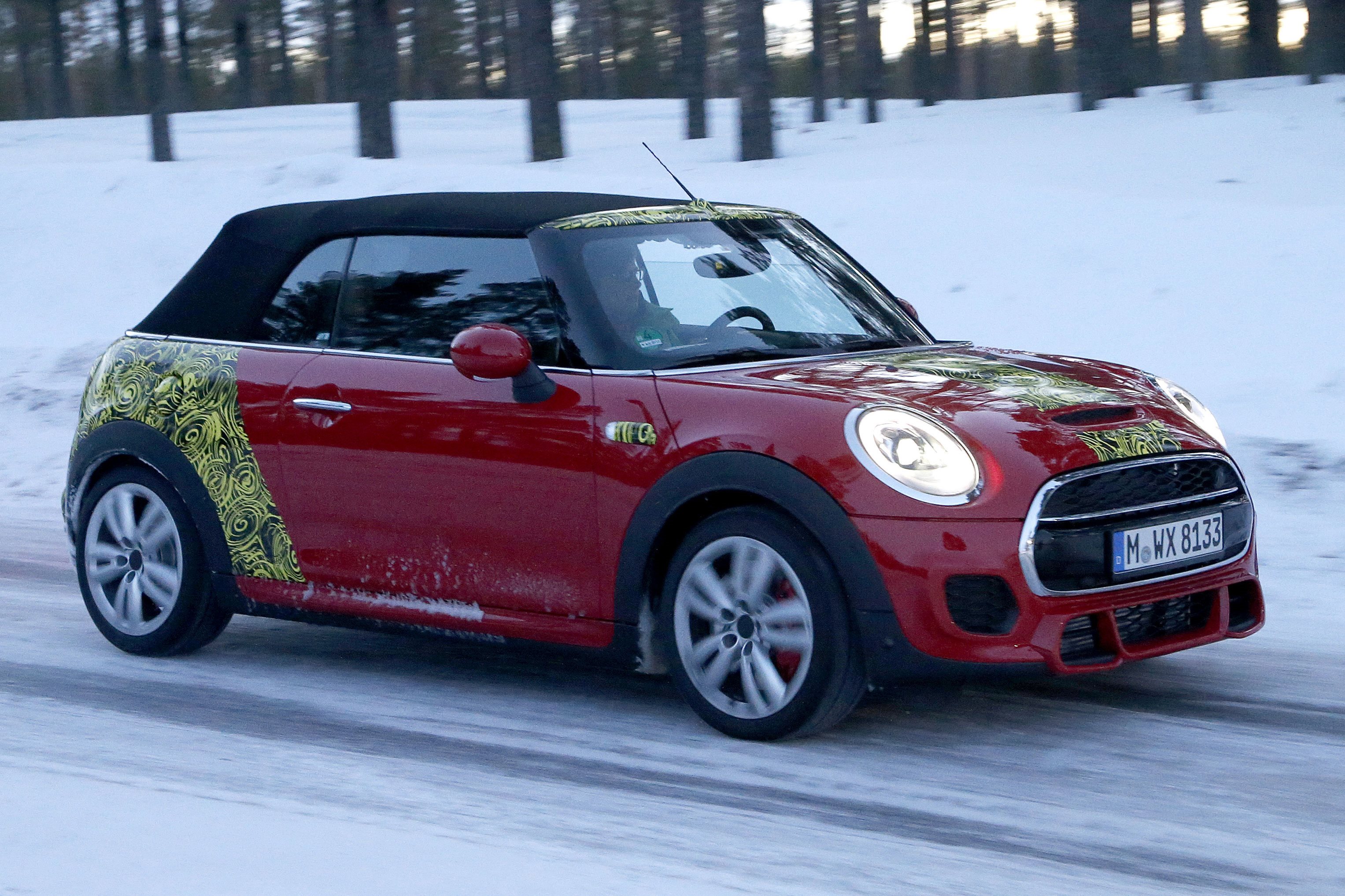 Mini Cooper JCW Cabriolet spy pix