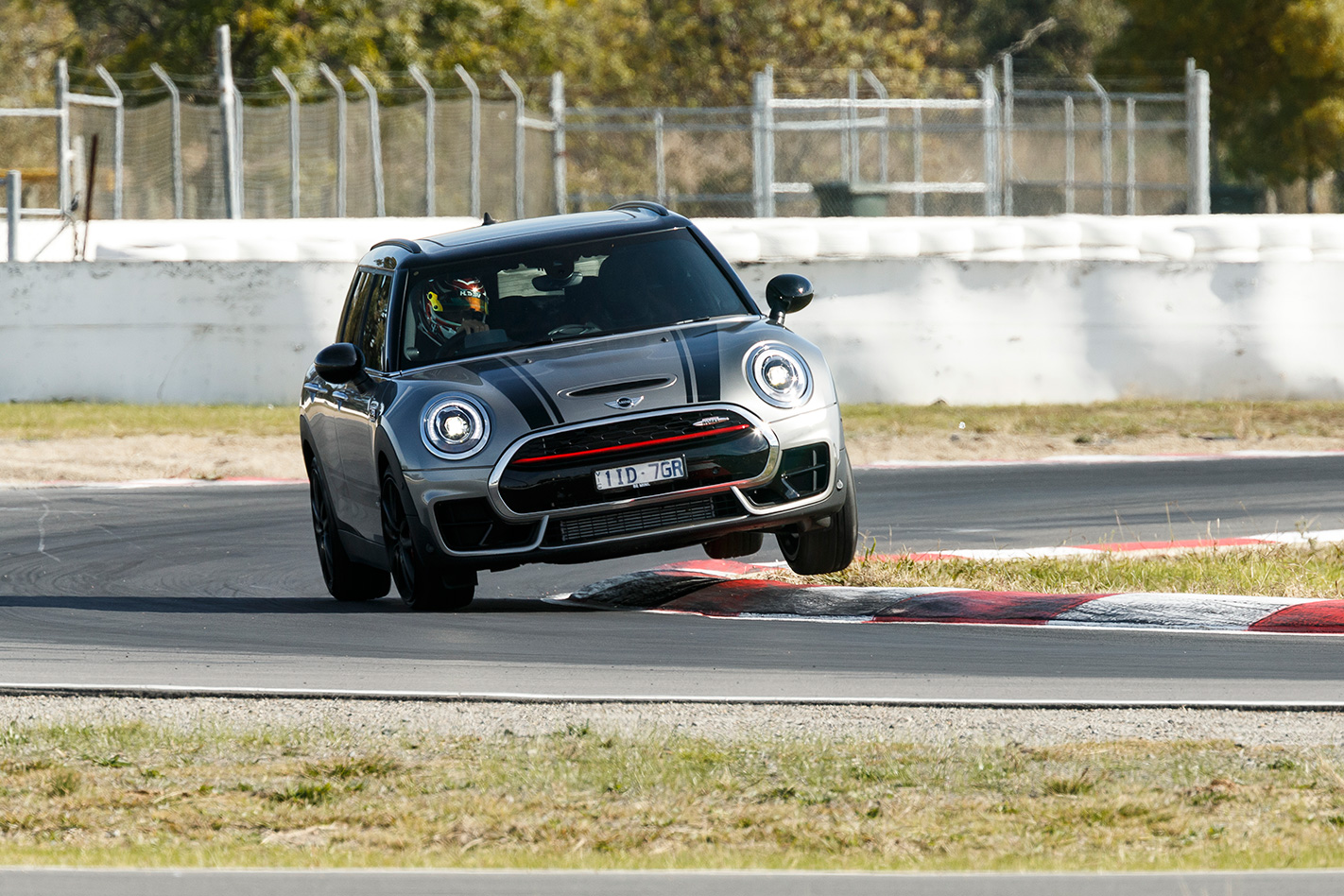 2017 Mini JCW Clubman drive.jpg