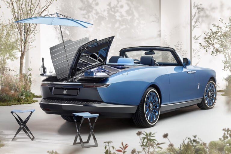 Rolls-Royce Boat Tail revealed