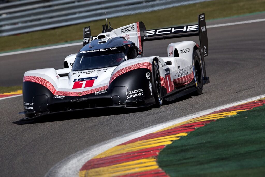 porsche lmp1 race car