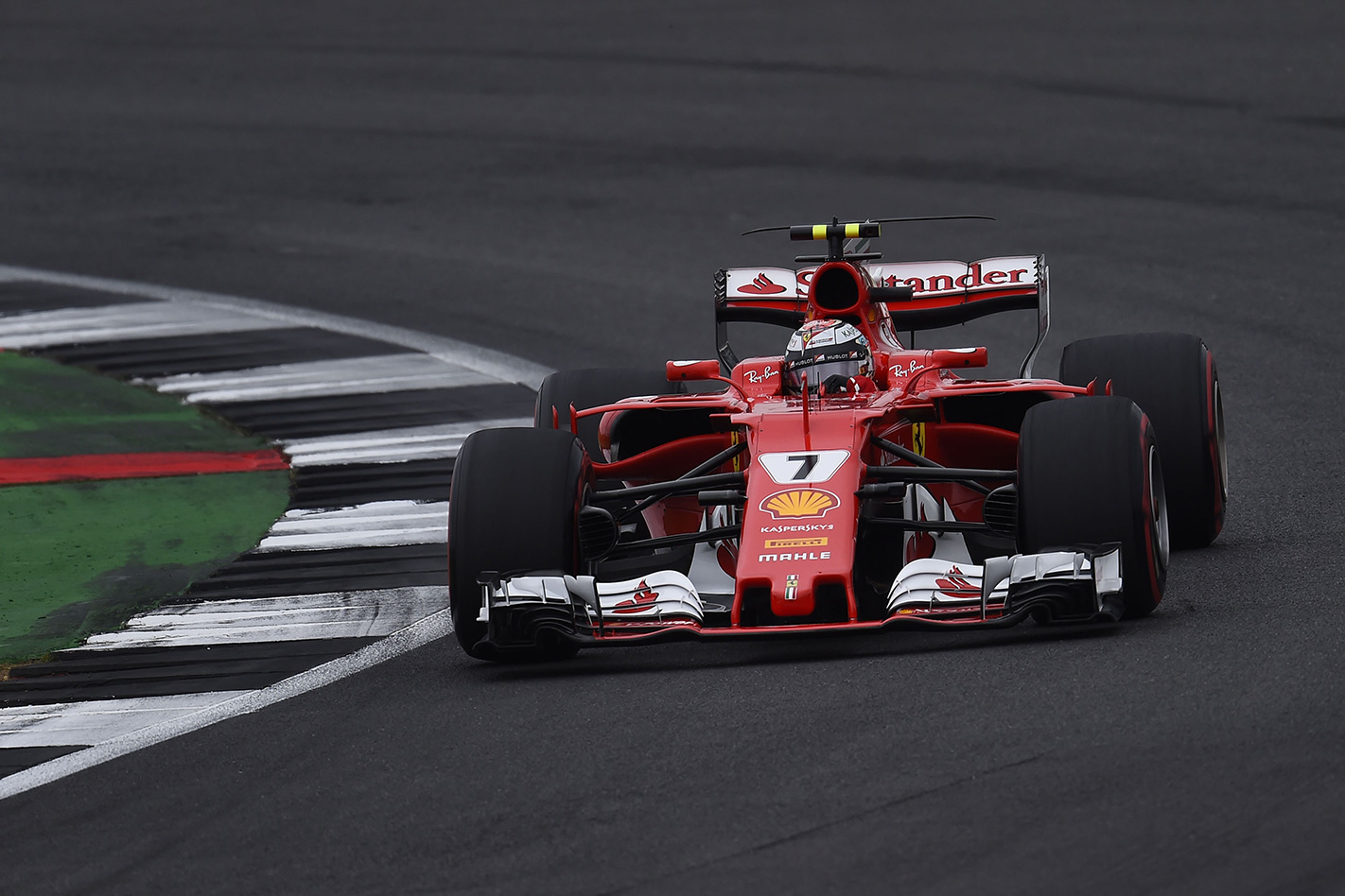 Lewis Hamilton dominates 2017 British Grand Prix