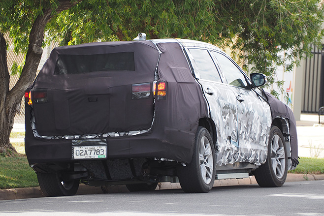 2017 Toyota Highlander rear