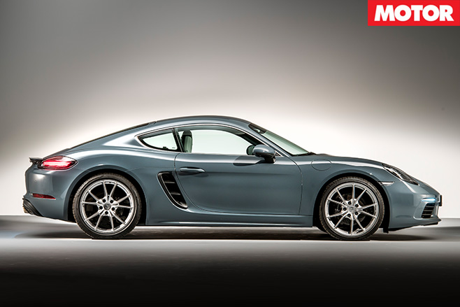 Porsche Cayman S side