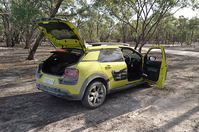 Citroen C4 Cactus stuck
