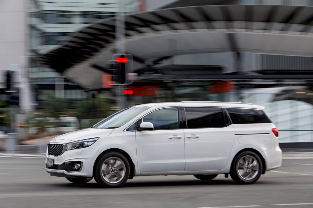 Kia Carnival Platinum petrol quick review