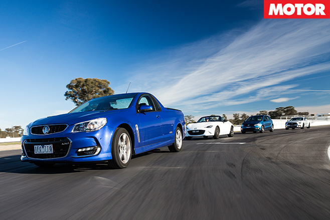 Driving in a convoy