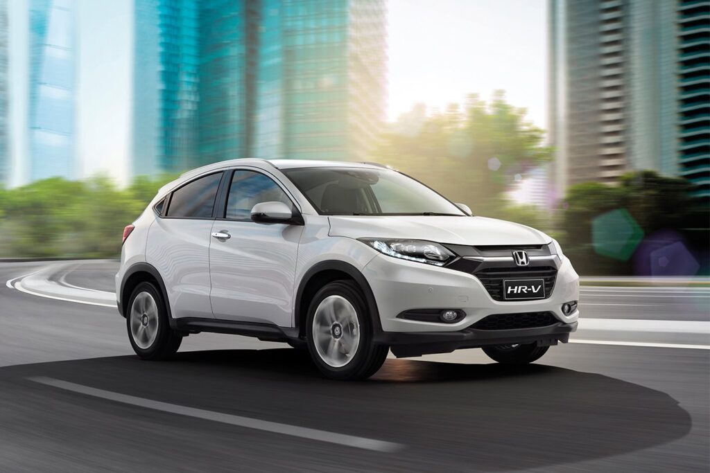 Honda HRV VTI-L vs Nissan Qashqai Ti vs Citroen C4 Cactus vs Peugeot 2008: Which small SUV should I buy?