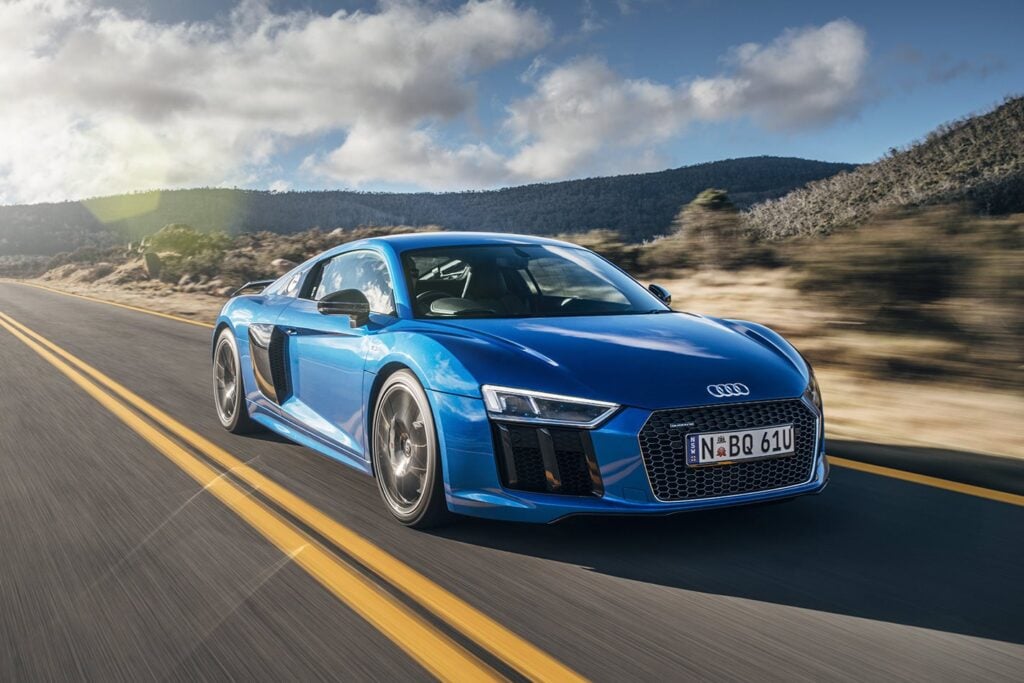 2016 Audi R8 V10 Plus review
