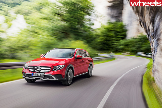 Mercedes -Benz -E-Class -All -Terrain -2017-front -side -dynamic