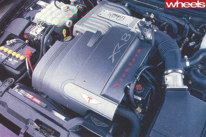 Ford -Falcon -Xr 8-engine