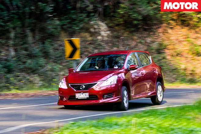 Nissan pulsar sss turning