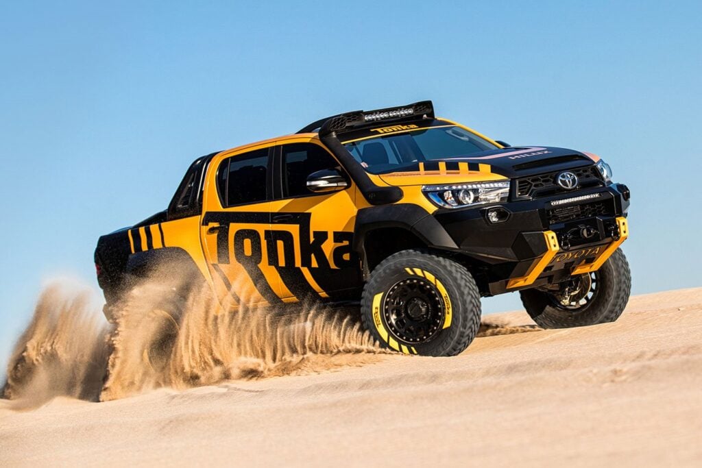 HiLux_Tonka_Action_Head