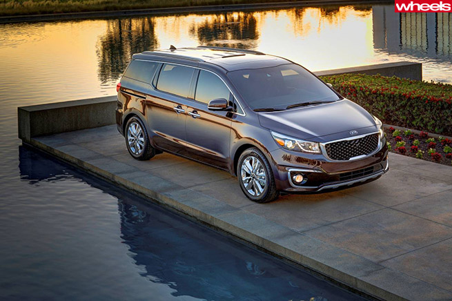 Kia Carnival