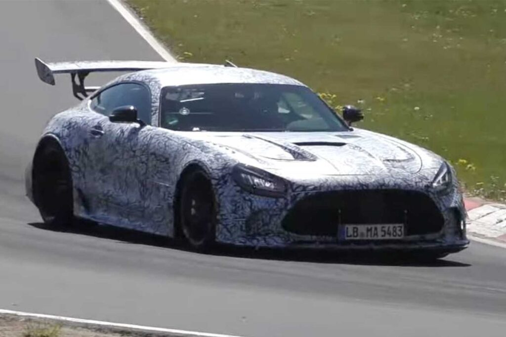 Mercedes-AMG GT Black Series nurburgring spyshot