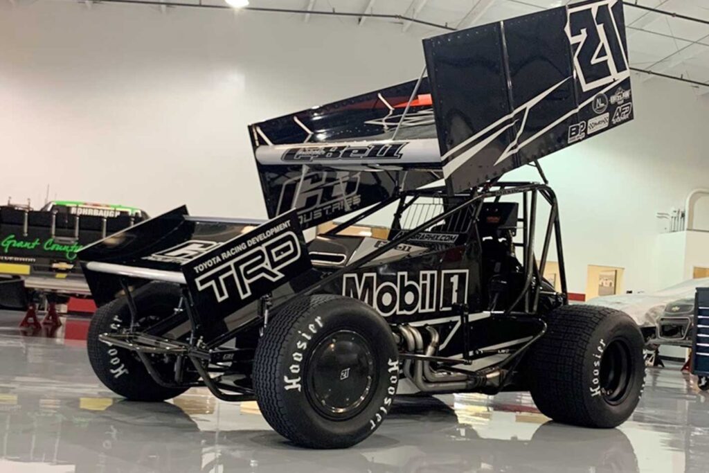 Toyota developing racing V8