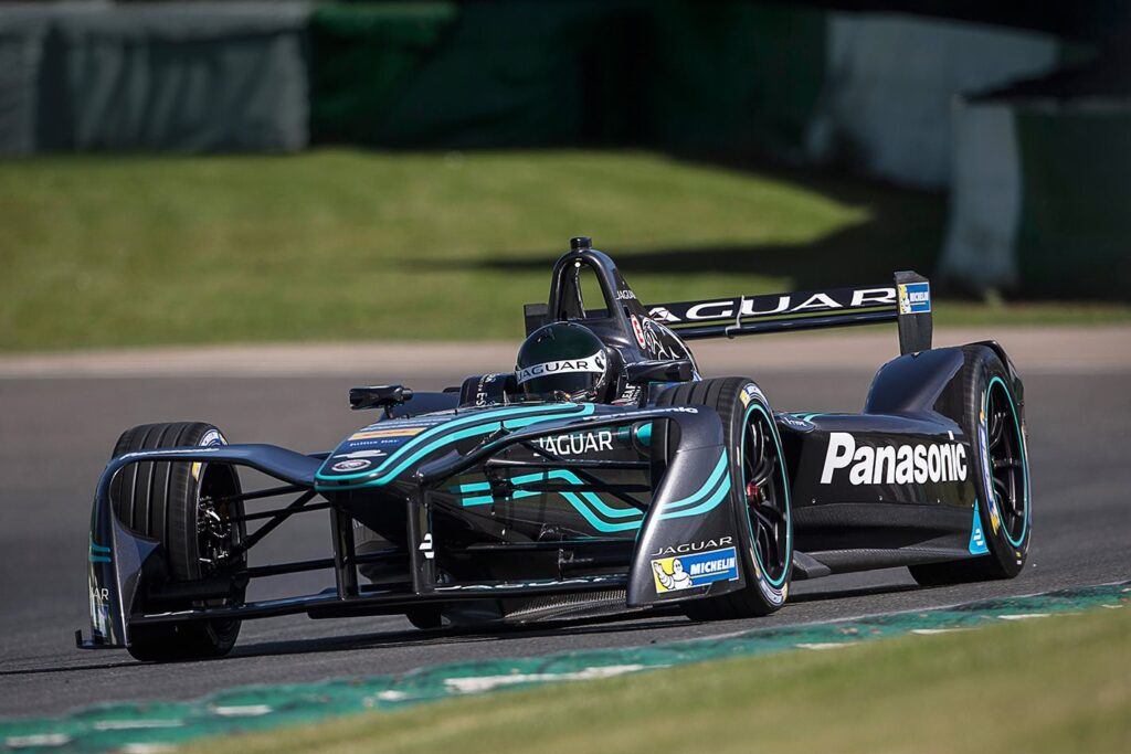 Jaguar I-Type launches Formula-E bid