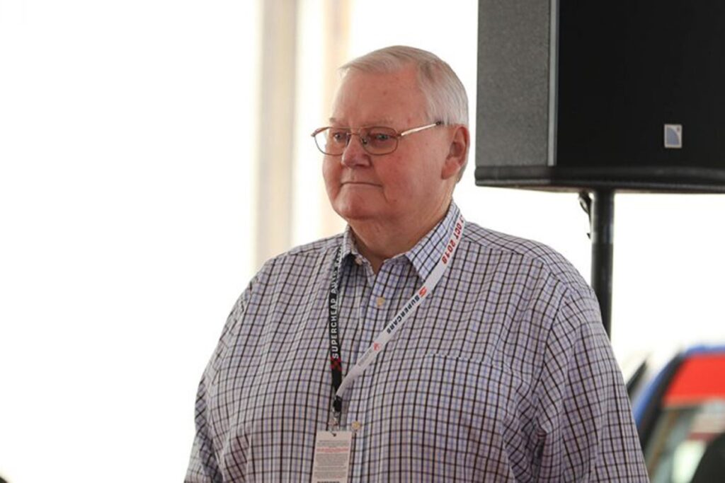 Mike Raymond dead at 76