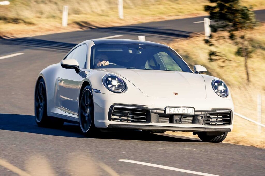 2019 Porsche 911 Carrera 4S performance review
