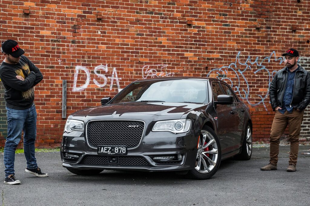 Chrysler 300 SRT