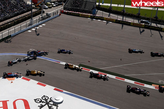 Formula -one -driving -circuit -crash