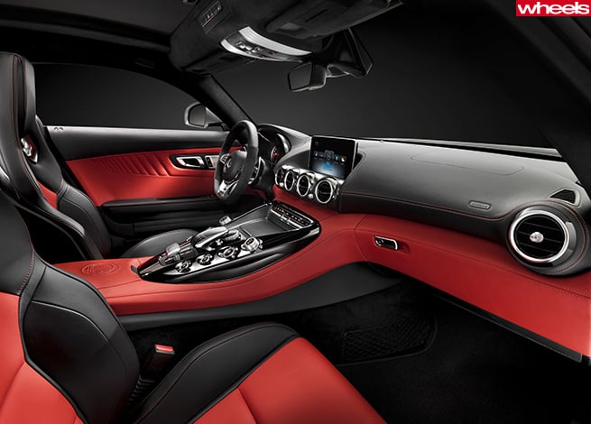 Mercedes-AMG GT interior